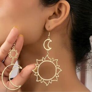 Boho Gold Moon And Sun Drop Mismatch Earrings